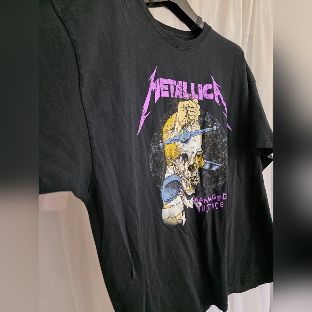 Metallica Oversized Black T-Shirt with Purple Graphic - Picture 2 of 7